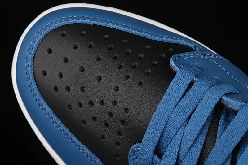 All categories Air Jordan Jordan series basketball shoes Air Jordan 1 High L version Air Jordan AJ1 High Retro AJ1 Joe 1 Royal Blue 2.0 high-top basketball shoes 555088-404